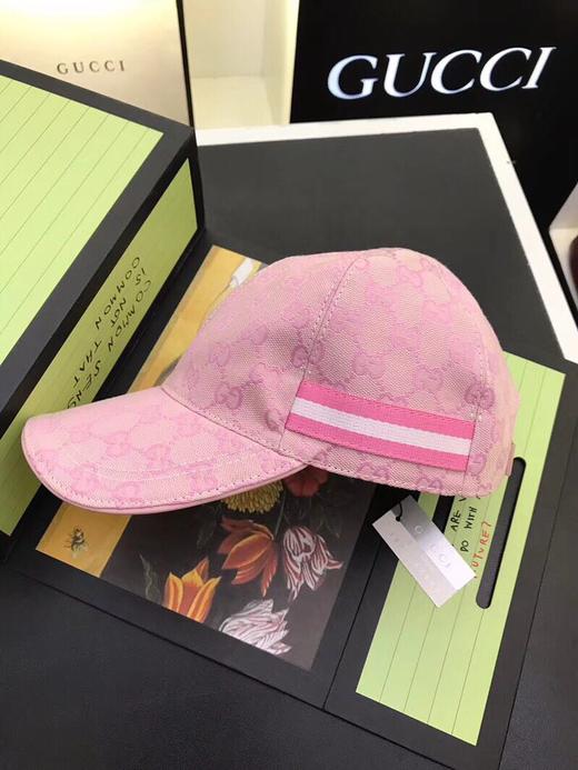 点此购买 Baseball cap 古驰情侣款棒球帽 商品图8