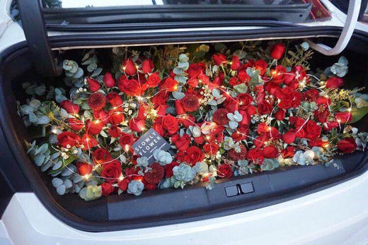后备箱惊喜鲜花布置红色系 商品图0