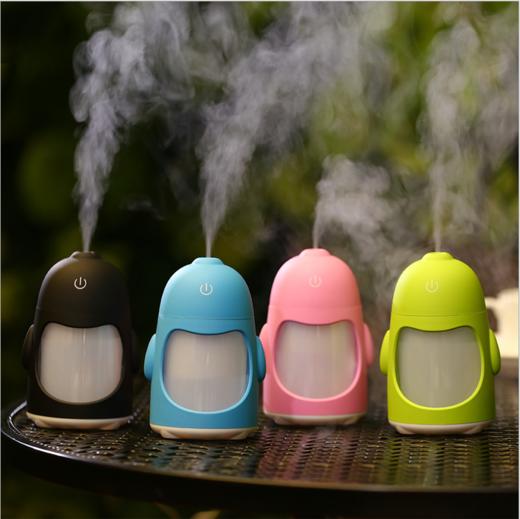【加湿器】 企鹅加湿器 usb迷你七彩夜灯加湿器 创意卡通空气净化器 小雾化器 商品图1