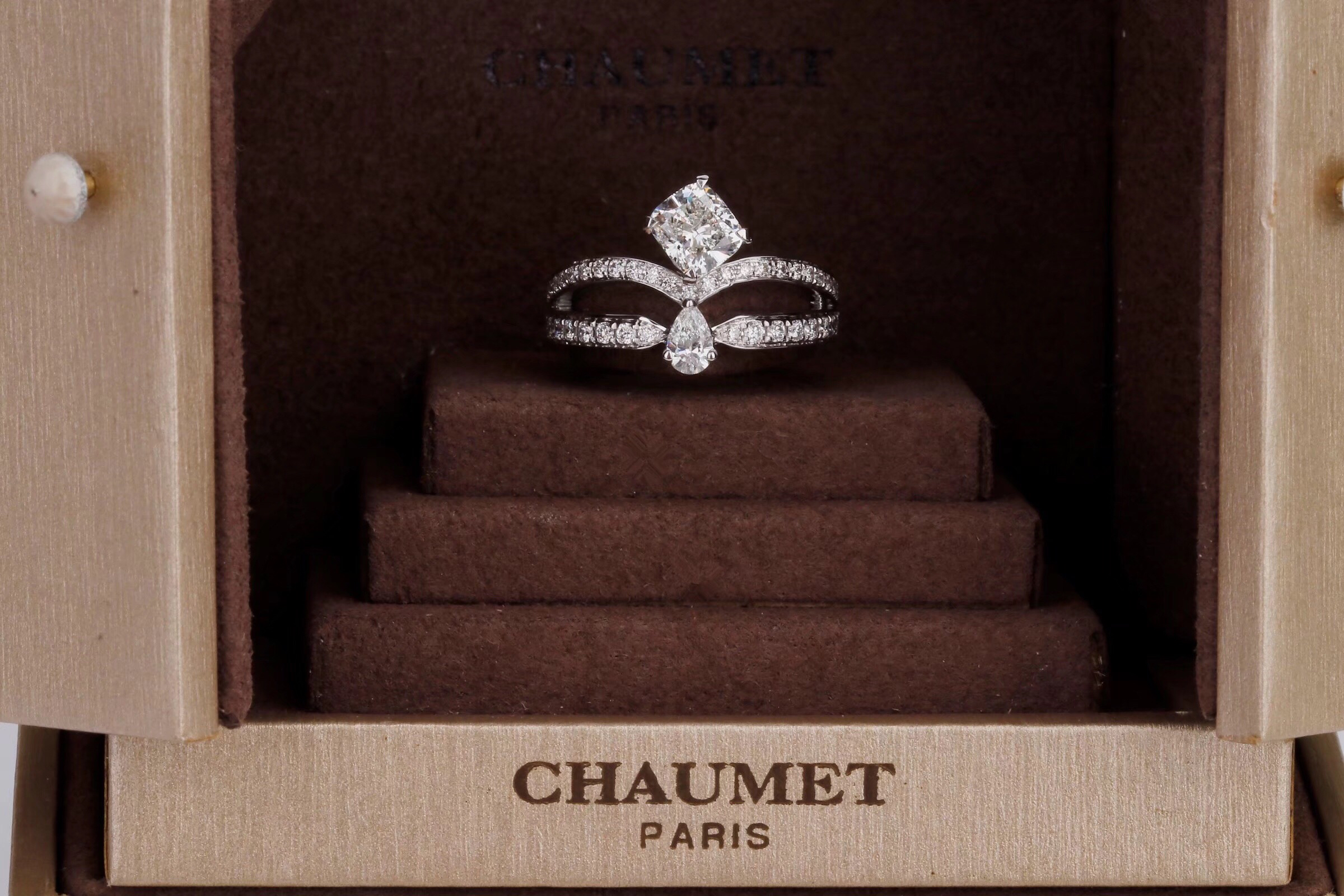 【chaumet】为爱加冕,钻戒 手镯