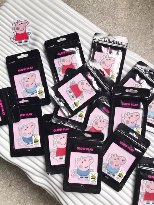 【现货】【抖音同款 社会人必备】小猪佩奇驱蚊防蚊贴，大人小孩都可以用 商品图0