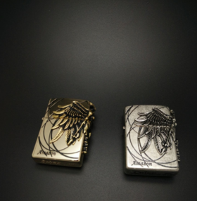 【打火机】。首领亚马逊女战士煤油打火机