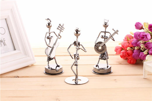 【家居摆件】。创意小铁人工艺品 混批乐队造型家居摆件 小铁人男女模型 小礼物 商品图0