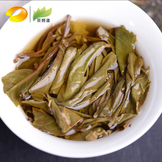 普洱生茶  老同志  2018年易武正山麻黑生茶  500g 商品图3