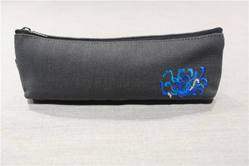 山谷居民原创品牌手绣笔袋——牍香