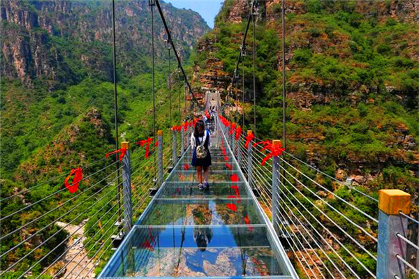 【乐谷银滩】 免门票 送竹筏 玻璃栈道 体验云端玻璃栈道 在山水间