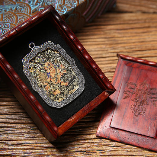 黄财神黑金唐卡吊坠 商品图3