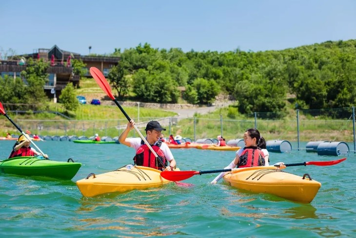 【定制团购营】灯市口与三帆学校 金海湖水上运动夏令营 南瓜田