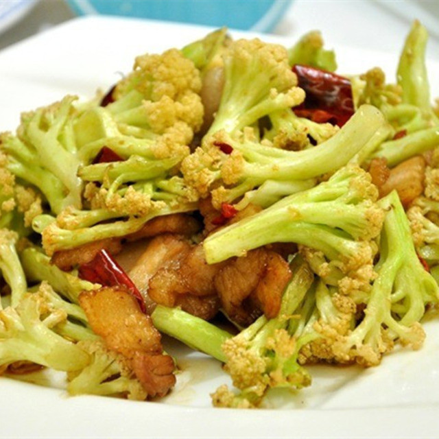 孜然花菜肉片盖浇饭一份