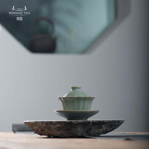 问鼎汝瓷天青矮菊盖碗 商品图0