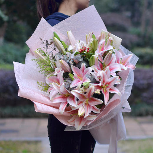 深情呼唤-33朵百合花束送女朋友老婆妈妈老师生日告白周年庆母亲节节日祝福520情人节告白表白 商品图2