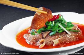 酸汤黑毛肚
