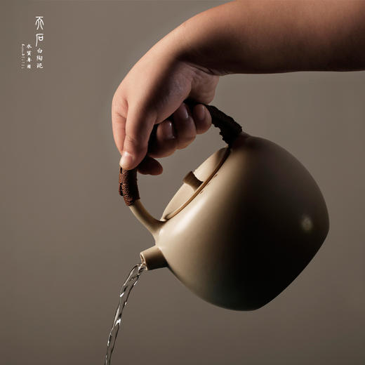 天石手工陶泥壶 草木灰釉大平安壶 提梁壶 功夫煮茶陶壶 茶具 商品图0