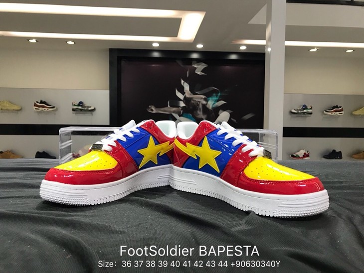 footsoldier bapesta 芭比之星低帮板鞋 皮革拼接材质