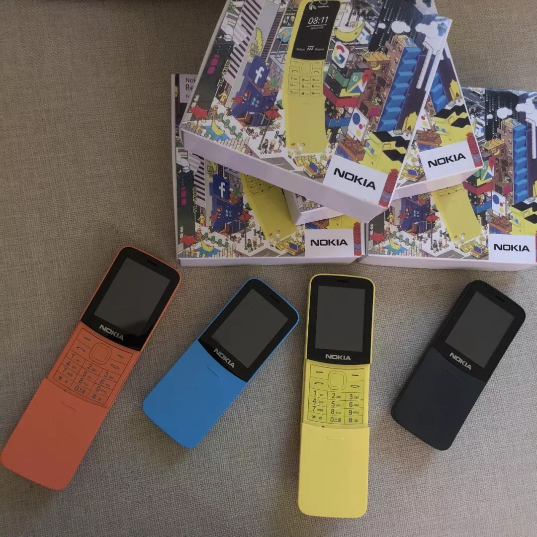 绝世爆款!重温经典!nokia诺基亚8810 爆款香蕉机 震撼来袭!