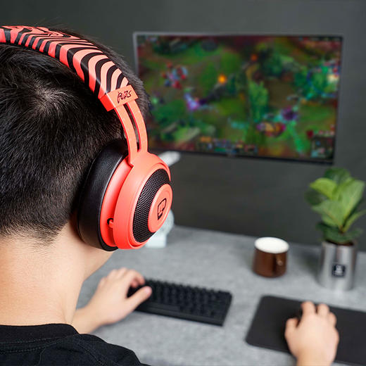 雷蛇 北海巨妖专业版V2 PewDiePie 定制版魔彩红耳机 商品图2