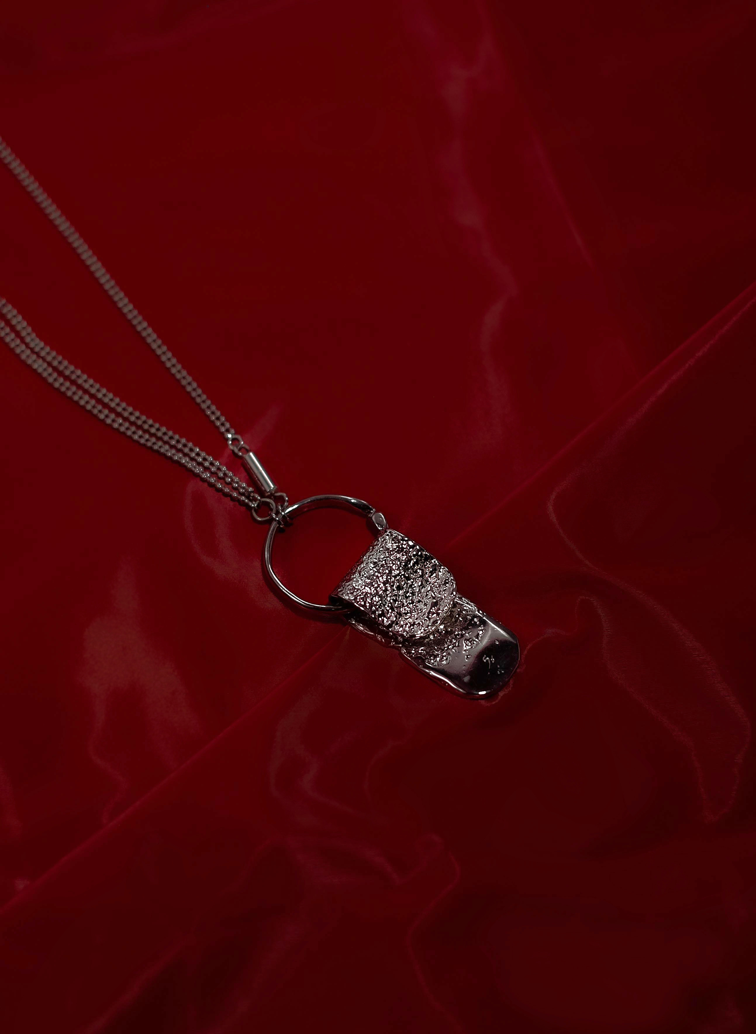 Non - Savior Ame 纹理夹扣项链