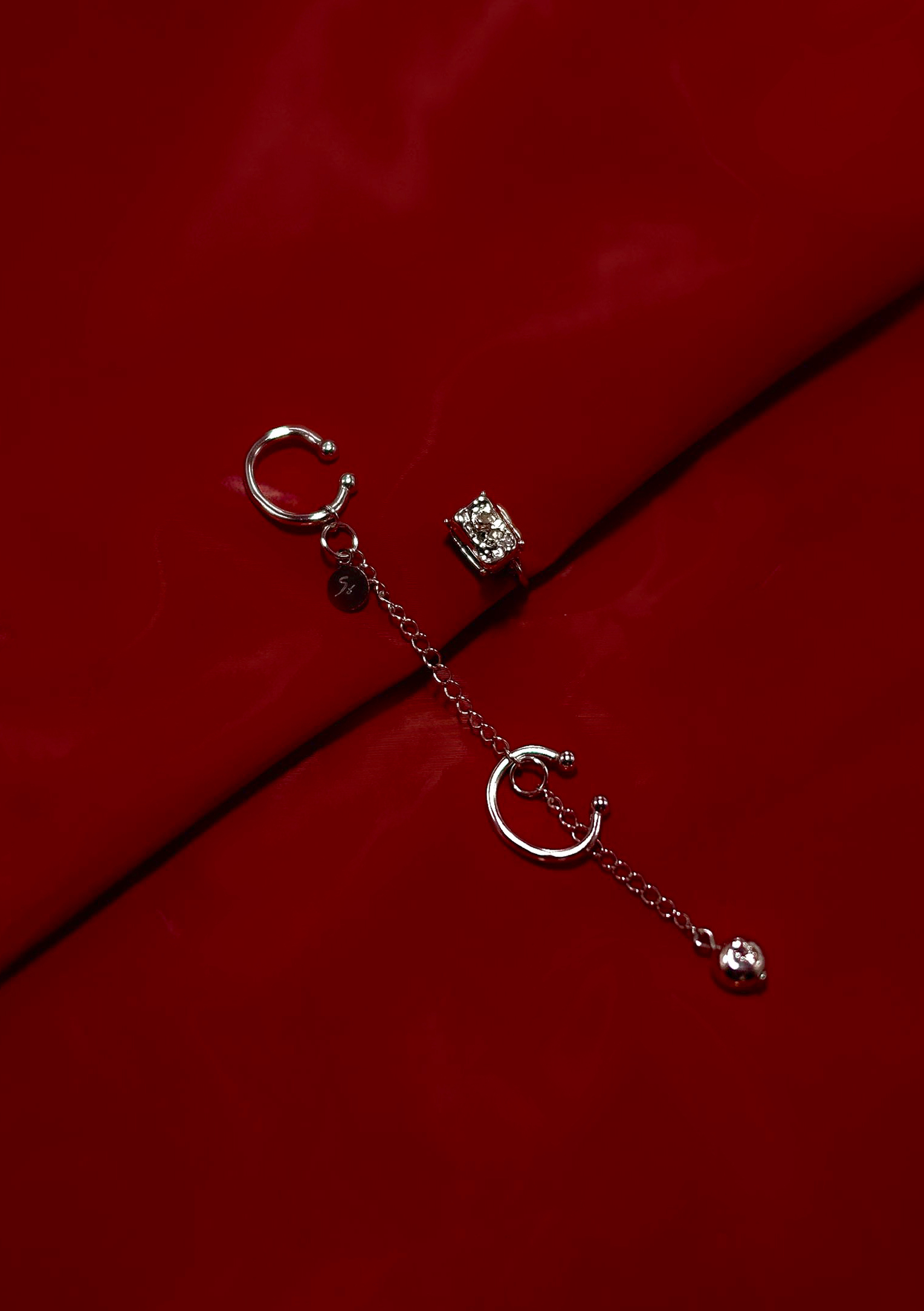 Non - Savior  MOAI 假宝石耳钉／耳骨夹套组