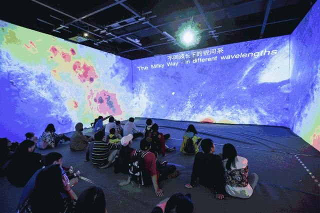 活动时间: 8月4日-5日 趣味游乐项目体验 最现代化星空观测体验 还