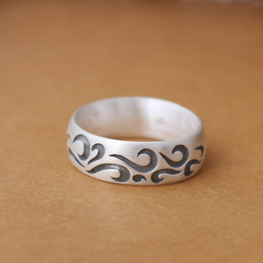 【戒指】S990足银戒指 民族风男女款泰银复古哑光磨砂祥云纹宽边戒指 商品图5