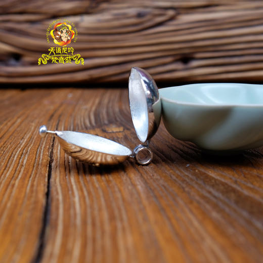 纯银佛像款 圆嘎乌 噶乌护身符吊坠挂坠 商品图2