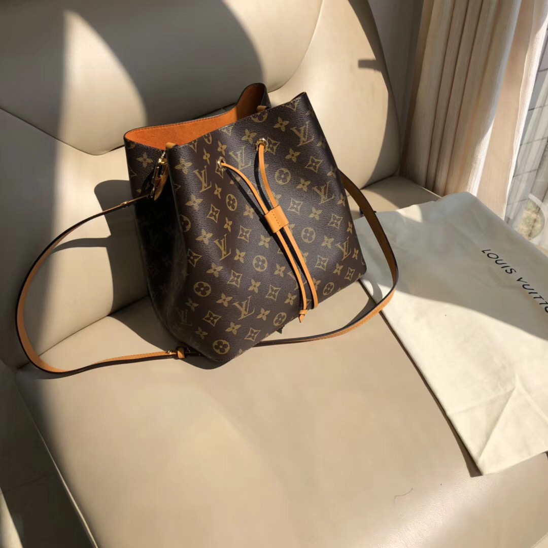 lv/路易威登老花手袋抽绳水桶包 单肩斜挎包