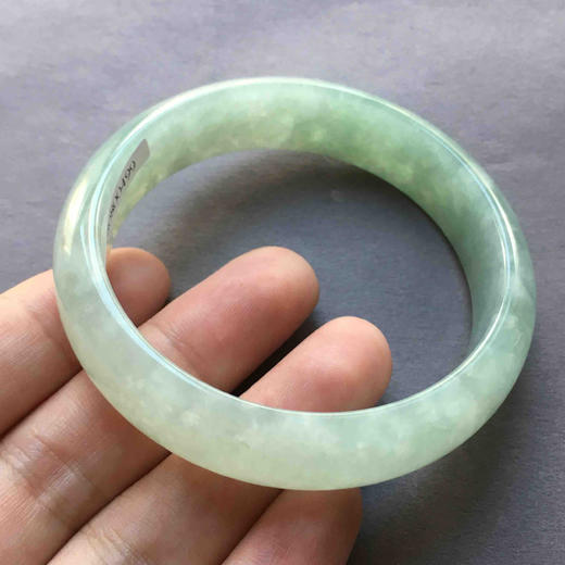 糯冰种淡晴水翡翠手镯56 商品图5