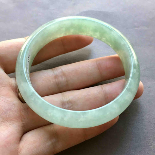 糯冰种淡晴水翡翠手镯56 商品图4