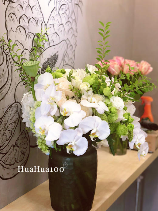 云端之巅丨白色蝴蝶兰瓶花 商品图2