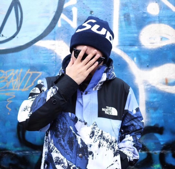 18fw 新款雪山supreme x tnf联名款冲锋衣男女同款登山夹克