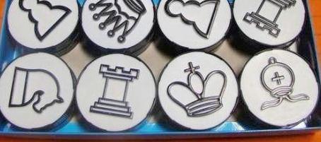 包邮  国际象棋大棋盘 磁性国际象棋子 支架+斗 教学棋具 商品图1