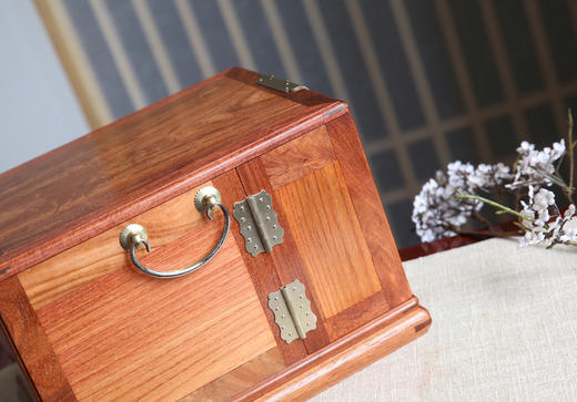 红桥红  精品 缅甸花梨（大果紫檀）【镜箱】 全独板 榫卯结构  纹理精美   馈赠佳礼 商品图6