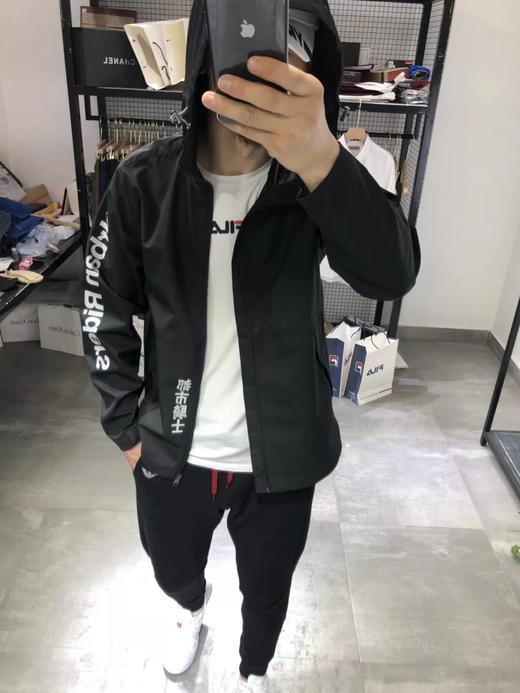 U R系列！黑白骑士！3m反光！三层复合面料！都市骑士首选！男士都市户外连帽冲锋衣夹克   MWT51587 商品图2