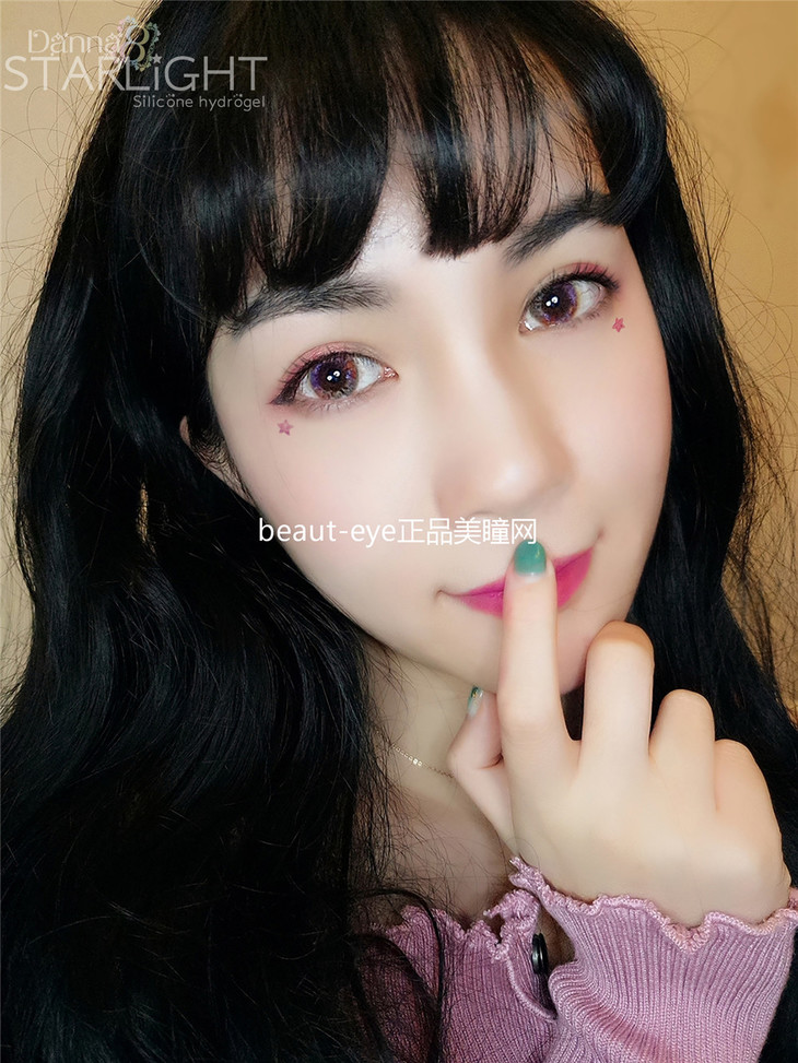 violetlight歌手简介,tessaviolet歌手简介 选颜色(color): borwn枫叶棕 blue星光蓝 gray银雪灰 violet水晶紫色