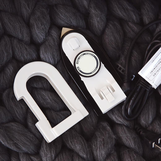 可折叠电熨斗 | 一熨即平，两分钟搞定一件衣服，适合所有面料 商品图0