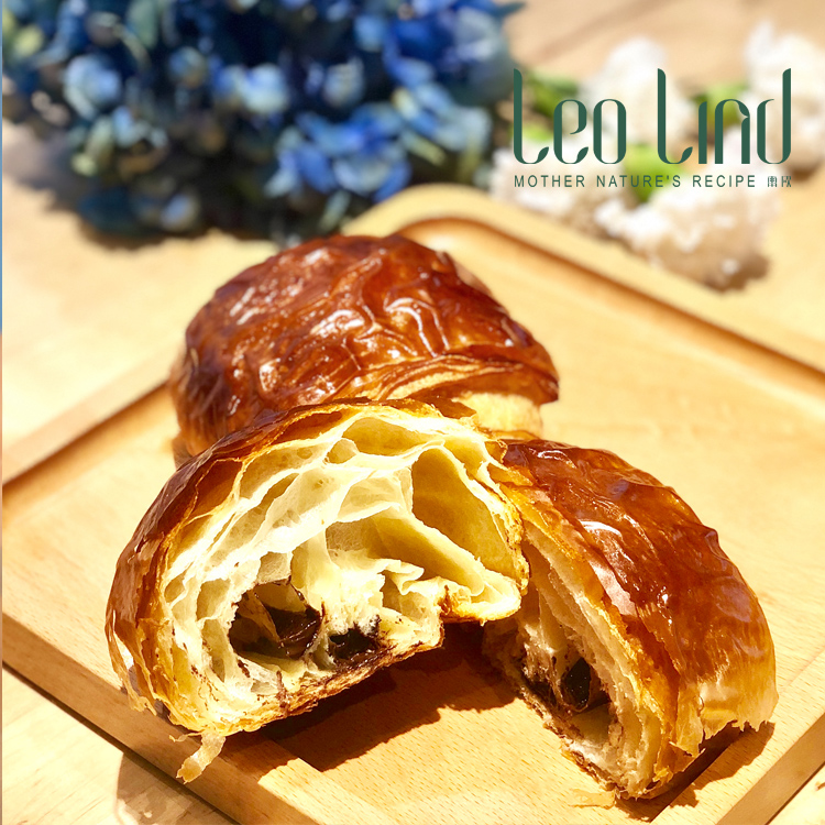 巧克力可颂 chocolate croissant