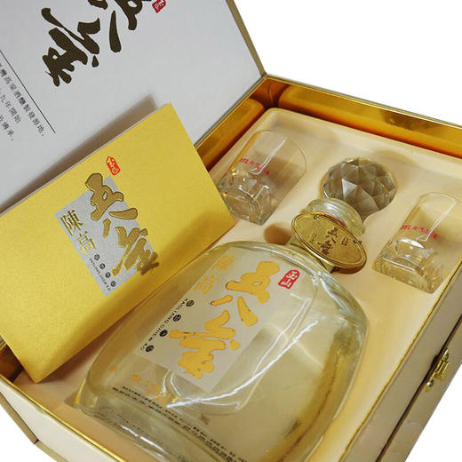 【2012年老酒】台湾原瓶进口58度700ml玉山五八金高粱酒礼盒装  整箱购  更优惠 商品图2