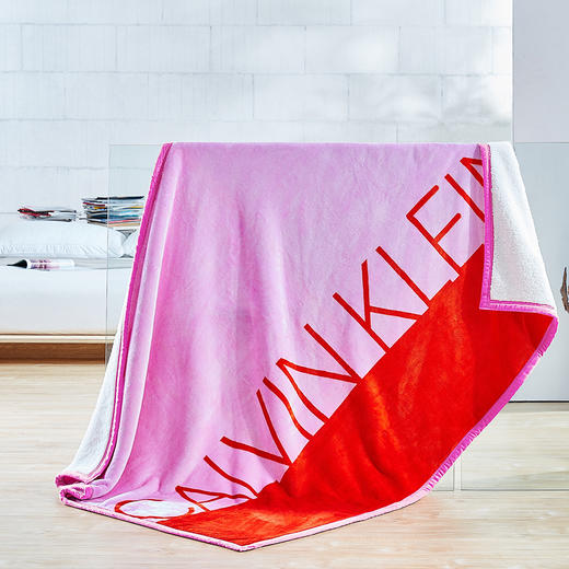 CRT-013 CK ICONIC羊羔绒披肩毯（粉） 商品图0