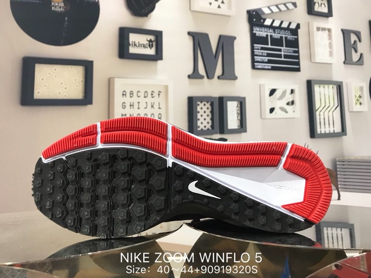 男鞋耐克nikezoomwinflo5登月5代猪八革轻盈休闲运动跑鞋aa7406002