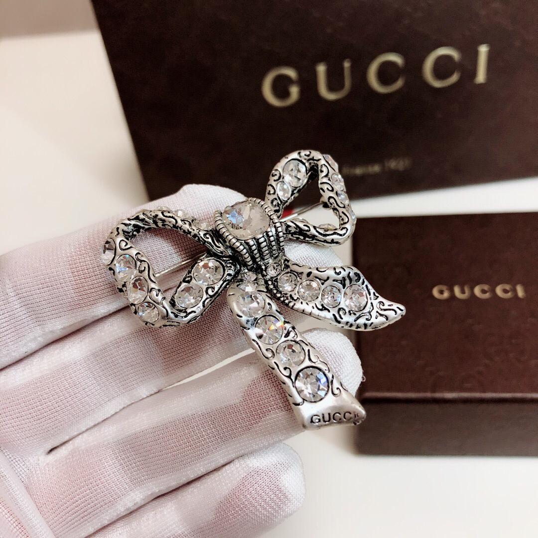 【g】gucci胸针