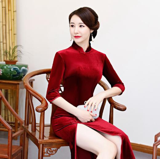 HQ9834秋冬新款修身刺绣婚宴丝绒旗袍 商品图0