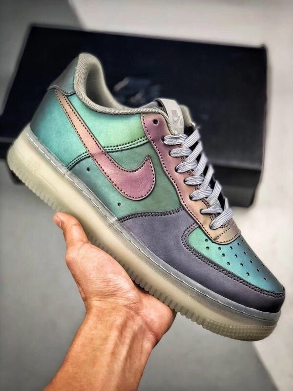 nike air force 1 07 lv8 空军一"anthracite" 极光镭射 变色龙 板鞋