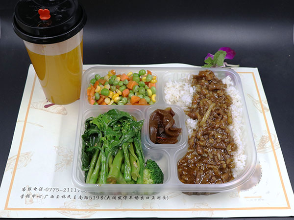 [饭了么外卖]时尚商务套餐(主菜 米饭 下饭菜 蔬菜)