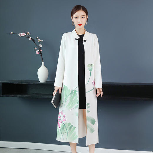 GZM-olz18094新款秋冬装中国风复古开衫女士中长款中式盘扣立领印花外套 商品图2