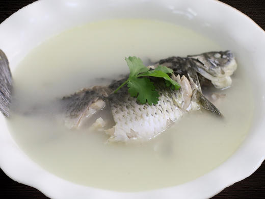奶汤鲫鱼 商品图0