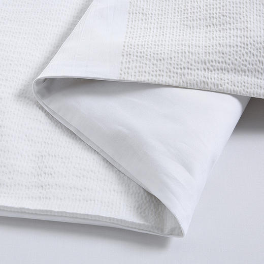 CMD17003 Pinstripe cream 品思特四件套 商品图4