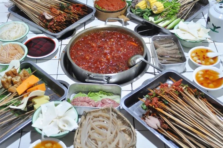 【串串龙火锅串串】14.9元秒杀价值79元套餐一份,数量