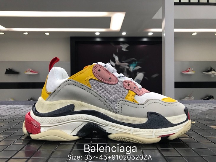 男女款均有 巴黎世家balenciaga triple-s sneake老爹鞋