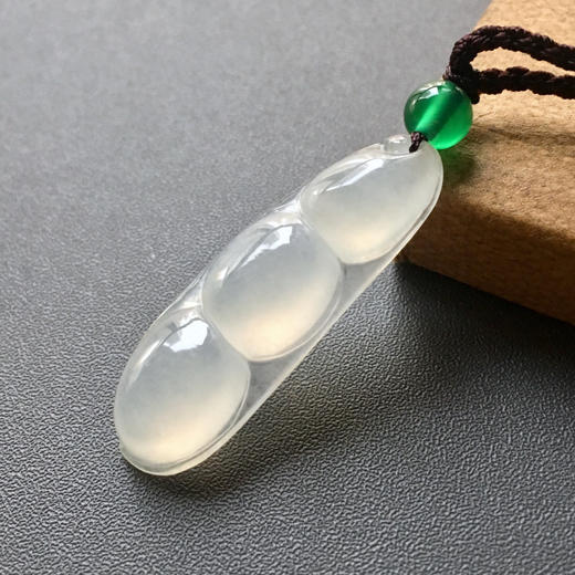 冰种厚庄翡翠大福豆 商品图1