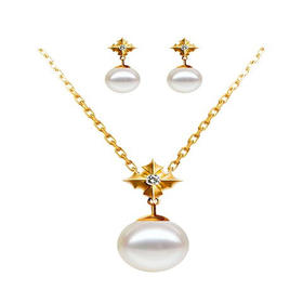 Pearl moments18K金 闪耀的星珍珠项链耳环套装undefined